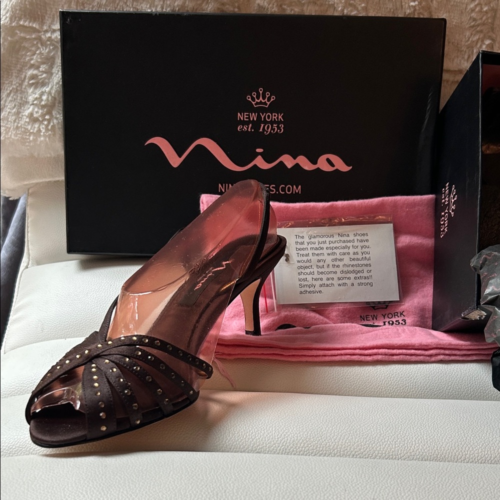 Nina Women's Elegant Brown Studded Heels